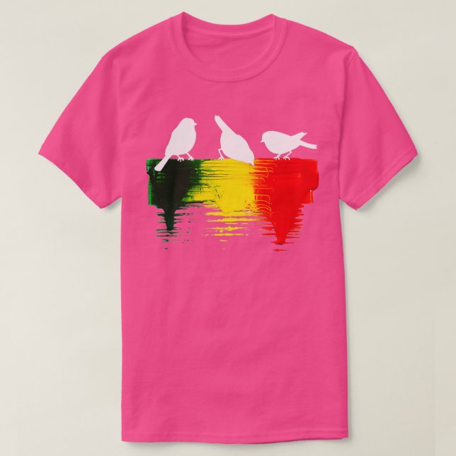 Camiseta Tres pájaros pequeños con colores rastas (Diseño del anverso)