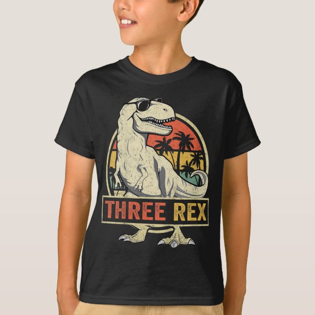 Camiseta Tres Rex tercer cumpleaños tercer dinosaurio de 3  (Anverso)