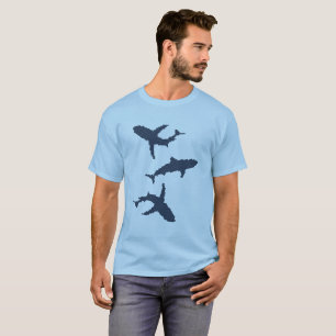 Camiseta Tres tiburones de fondo azul oscuro