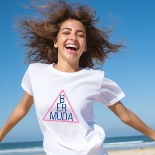 Camiseta Triángulo de Bermudas con texto moderno dentro
