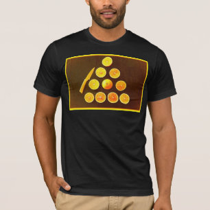 Camiseta "Triángulo de medio Naranja". Foto escueta. ¡Hazte