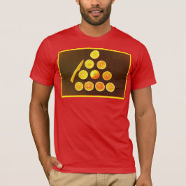 Camiseta "Triángulo de medio Naranja". Foto escueta. ¡Hazte