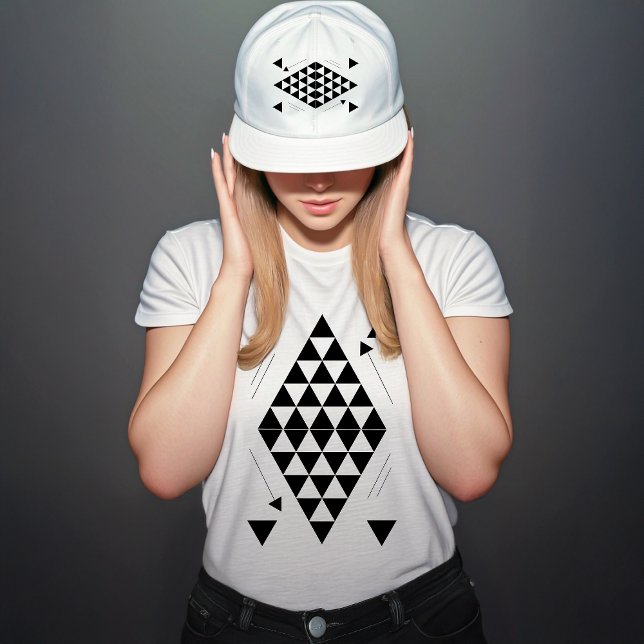 Camiseta Triángulos geométricos negros (Subido por el creador)