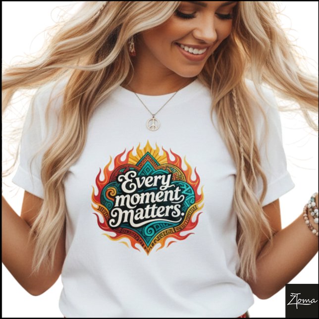 Camiseta Tribal Geometric Every Moment Matters Flames (Subido por el creador)