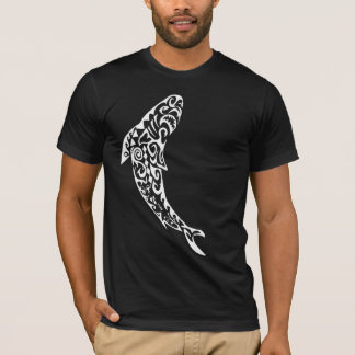Camiseta tribal hawaiana del tiburón
