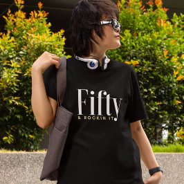 Camiseta Triblenda 50 y ROCKIN IT Typography Simple, Cumpleaños Moder