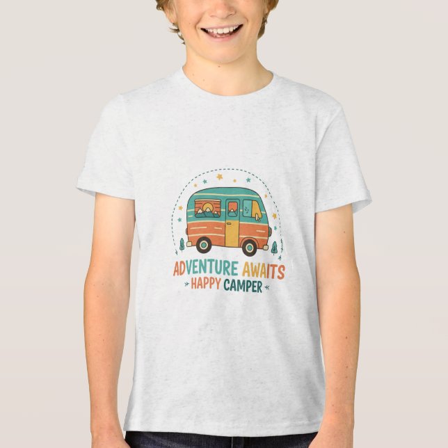Camiseta Triblenda Adventure Awaits Happy Camper (Anverso)