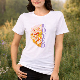 Camiseta Triblenda Amada por Dios Flor de Zinnia Naranja Cristiana