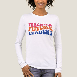 Camiseta Triblenda Arte de palabras de maestro retro lindo