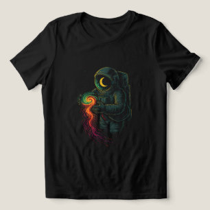 Camiseta Triblenda Astronauta sosteniendo una espiral cósmica