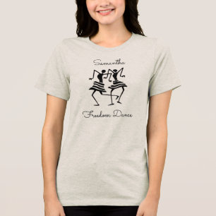 Camiseta Triblenda Bailarines felices de arte africano en Kenia