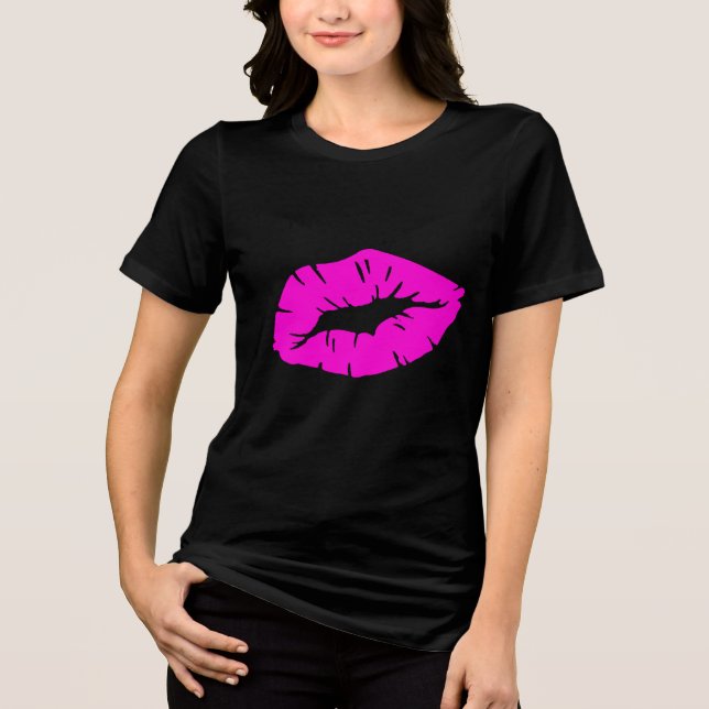 Camiseta Triblenda Beautiful Playful Pink Lipstick Kiss Isolated (Anverso)