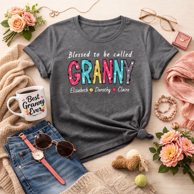 Camiseta Triblenda Bendecida por ser llamada Yaya Personalizado Nieto (Blessed to be called Granny shirt - add grandkids names to personalize)