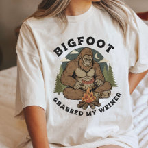 Bigfoot Agarró Mi Salchicha Campamento Fuego Sasqu