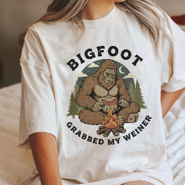 Camiseta Triblenda Bigfoot Agarró Mi Salchicha Campamento Fuego Sasqu