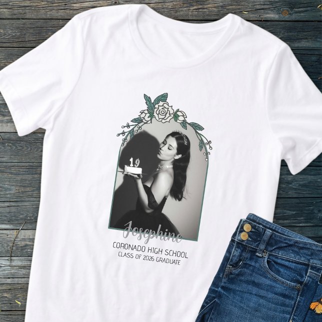 Camiseta Triblenda Black & White Arch Photo 2026 Graduation Family (Subido por el creador)