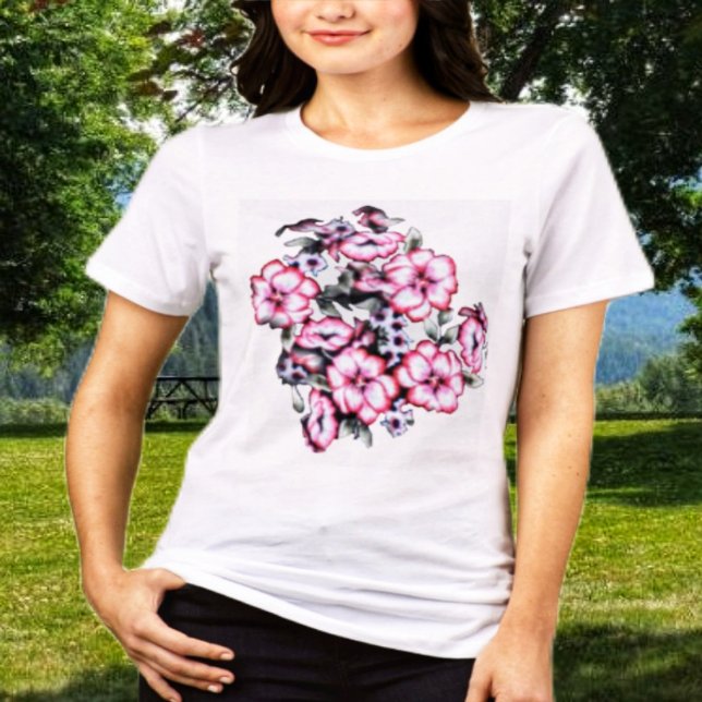 Camiseta Triblenda Bloom II de Mayo (This pretty, May Bloom-II T-Shirt, could turn out to be your Favorite t-shirt!)