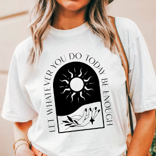 Camiseta Triblenda Boho Que Hoy Sea Suficiente Sol y Mano