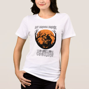 Camiseta Triblenda Bruja Caldera Luna Llena Cocina Escoba Rota