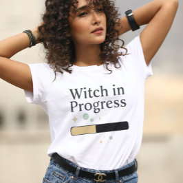 Camiseta Triblenda Bruja en progreso Halloween