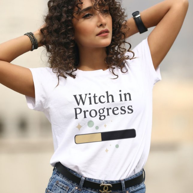 Camiseta Triblenda Bruja en progreso Halloween (Subido por el creador)