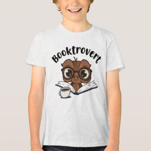 Camiseta Triblenda búho Booktrovert con libro y café