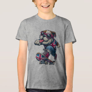 Camiseta Triblenda Bulldog británico Guay en Skateboard
