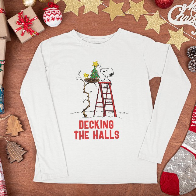 Camiseta Triblenda Cacahuetes | Árbol de Navidad Snoopy & Woodstock (Shirt on Christmas table)