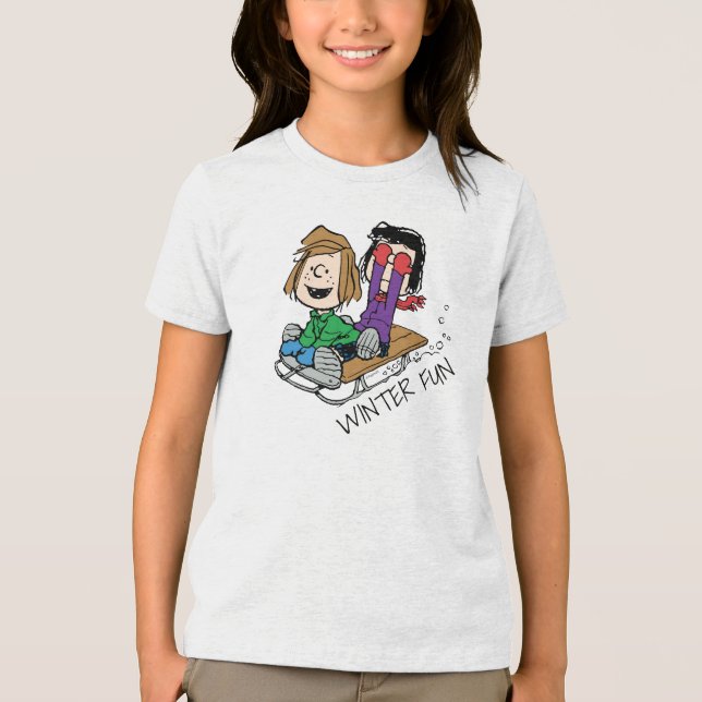 Camiseta Triblenda Cacahuetes | Patty Peppermint & Marcie Sled Riding (Anverso)