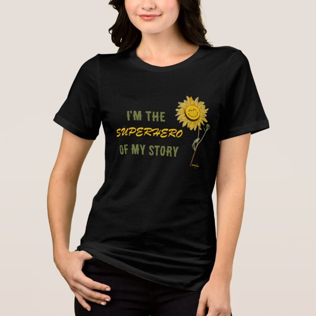 Camiseta Triblenda Camiseta superheroína del poeta Adiela Akoo (Anverso)