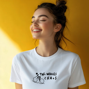 Camiseta Triblenda Chica de bicicleta retro Ironía negra
