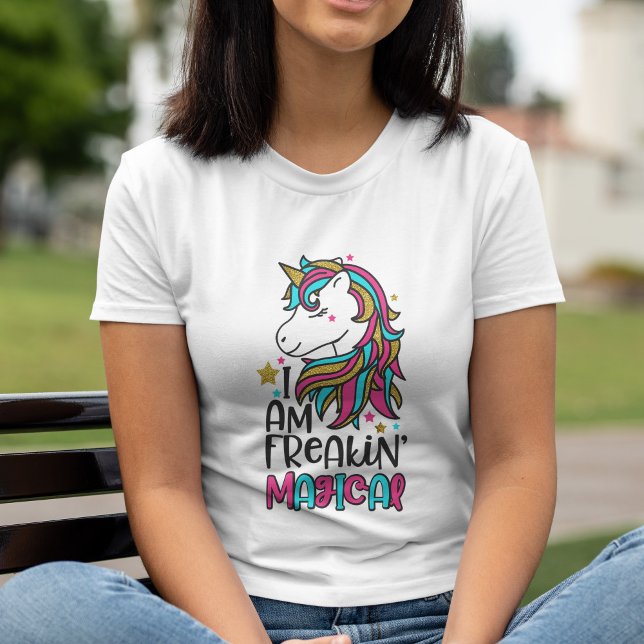 Camiseta Triblenda Cita mágica de unicornio (Magical Unicorn Quote Tri-Blend Shirt)