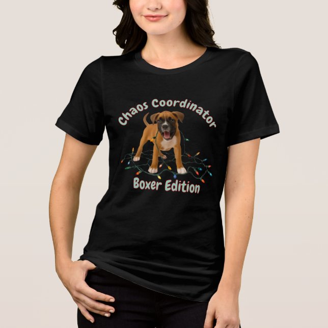 Camiseta Triblenda Coordinador de Caos de Perro Boxer (Anverso)