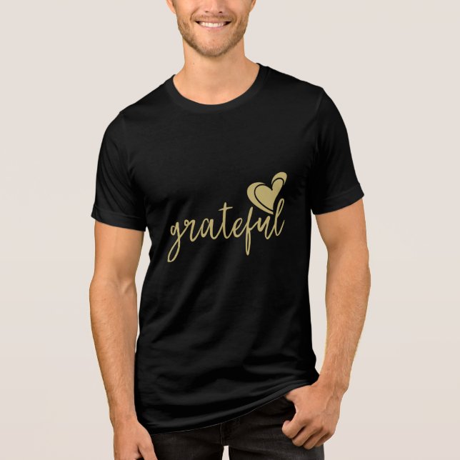 Camiseta Triblenda corazón agradecido (Anverso)