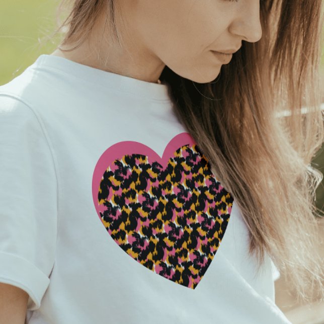 Camiseta Triblenda Corazón de Guepardo Rosa Negro (Subido por el creador)