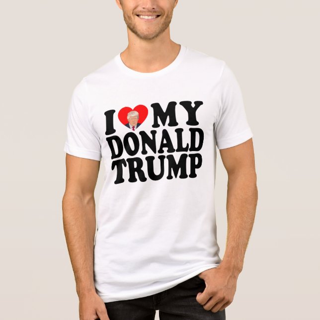 Camiseta Triblenda Corazón de mi Donald Trump 47° presidente (Anverso)
