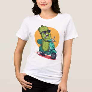 Camiseta Triblenda Dill with It Pickle Riding Scooter Gracioso