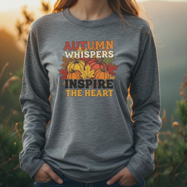 Camiseta Triblenda Diseño de hojas y calabazas de otoño para la camis (Autumn whispers design Tri-Blend shirt
This design is a charming illustration with an autumn theme, )