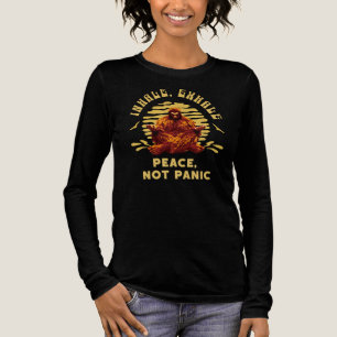 Camiseta Triblenda Diseño de Meditación de Bigfoot Paz No Pánico