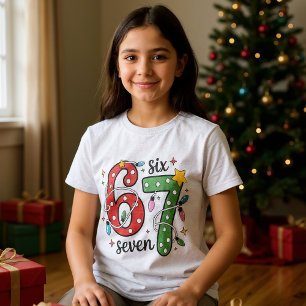 Camiseta Triblenda Divertida Seis Siete 67 Meme Luces de Navidad Niño
