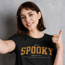 Camiseta Triblenda El Dentista Moderno De Halloween Se Ocupó Del Este
