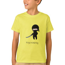 El pequeño Ninja enojado en entrenamiento