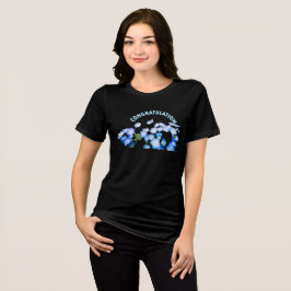 Camiseta Triblenda Elegante floral azul y blanca "Felicitaciones"