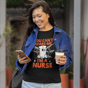 Camiseta Triblenda Enfermera de Halloween sin miedo