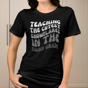 Camiseta Triblenda Enseñando A La Maestra De Tercer Grado De Snowflak