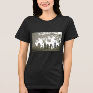 Camiseta Triblenda Fantasmas en un cementerio