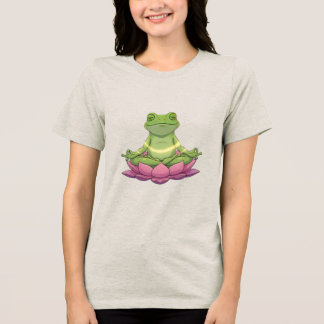 Camiseta Triblenda Frog Meditating On Flower Cute Funny Womens