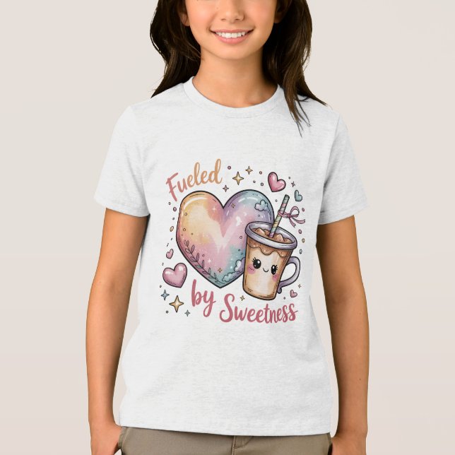 Camiseta Triblenda Fueled by Sweetness Cute Kawaii Coffee and Heart (Anverso)