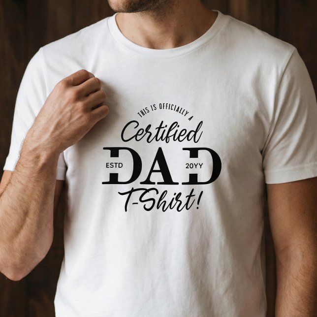 Camiseta Triblenda Fun First Father’s Day Certified Dad New Dad Est. (Fun First Father’s Day Certified Dad New Dad Est. Tri-Blend Shirt)