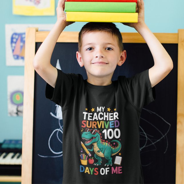 Camiseta Triblenda Funny 100 Days Survived Teacher (Subido por el creador)